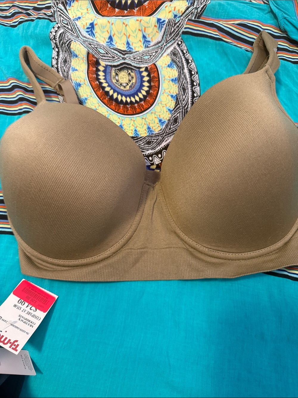Danskin Molded Everyday T-Shirt Bra - Tan new without tags-never worn or tried